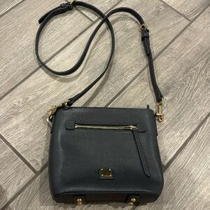 Dooney and Bourke Crossbody bag